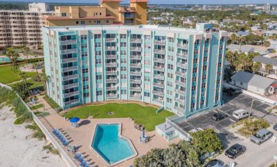 Oceanfront 2 Bedroom Retreat in New Smyrna Beach